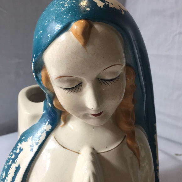 - Vintage Madonna Mary ceramic planter blue/white. - Picture 1 of 11